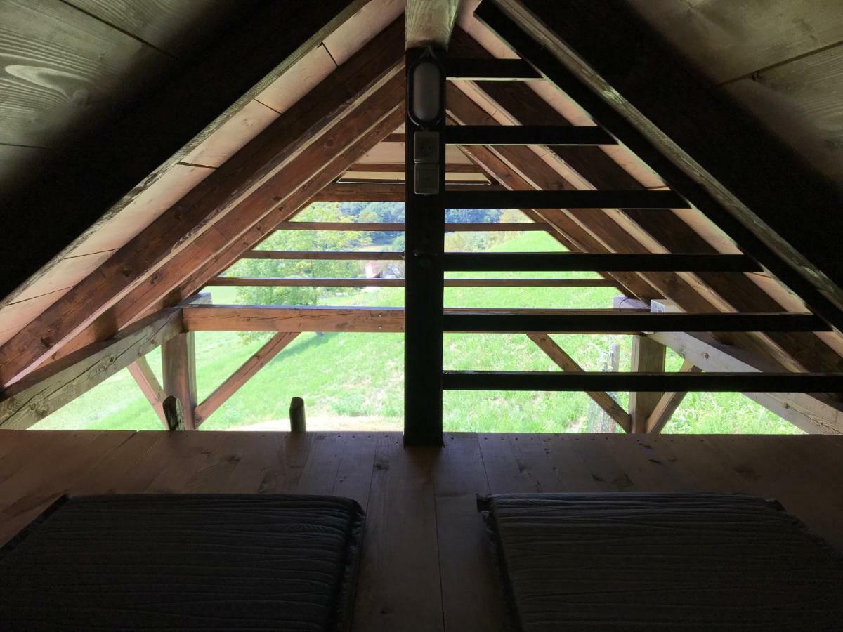 Wooden Hut At Tourist Farm Artisek Store Exterior foto